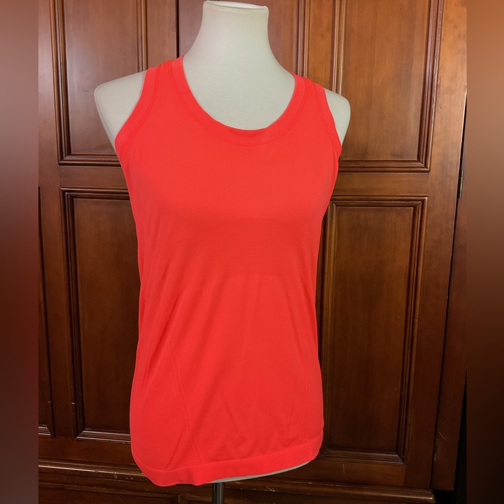 Athleta Women’s Size Med Racerback Tank Bright Orangey Neon Workout Gear Lknw As